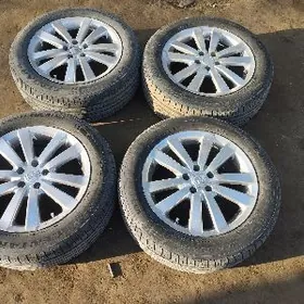 16 lyk karollla disga teker