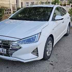 Hyundai Elantra 2020
