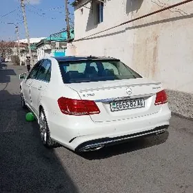 Mercedes-Benz E350 2010