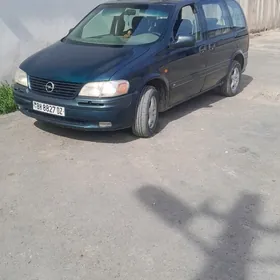 Opel Sintra 1999