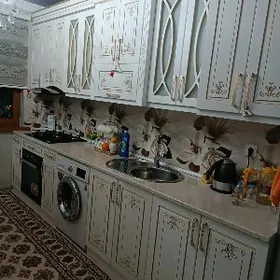 Кухонный  гарнитур классик