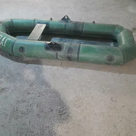 лодка резиновая