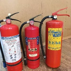 Ýangyn söndiriji Огнетушитель