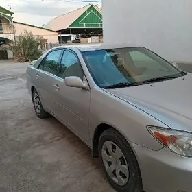 Toyota Camry 2003