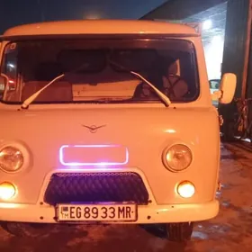 UAZ 2206 2003