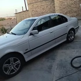 BMW 530 2003