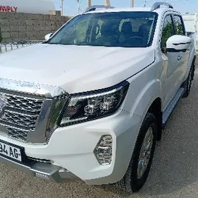 Nissan Navara 2024