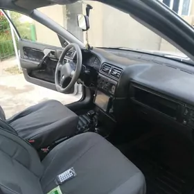 Opel Vectra 1992