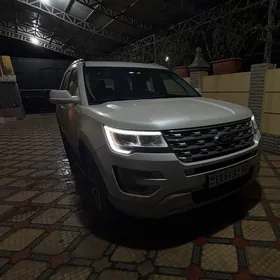 Ford Explorer 2015