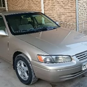 Toyota Camry 1998