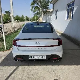 Hyundai Sonata 2022
