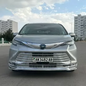 Toyota Sienna 2022