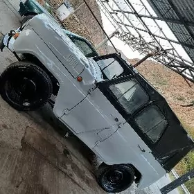 UAZ 469 1997