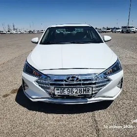Hyundai Elantra 2020