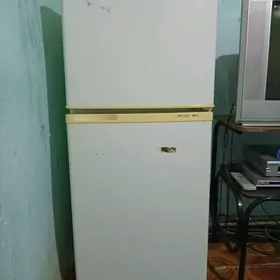 Holodilnik Холодильник