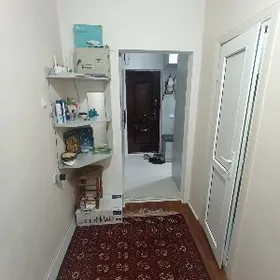 1 kom 2 edilen 2 etaj Mir7