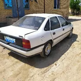 Opel Vectra 1990