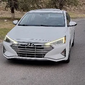 Hyundai Elantra 2020