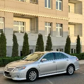 Toyota Camry 2010