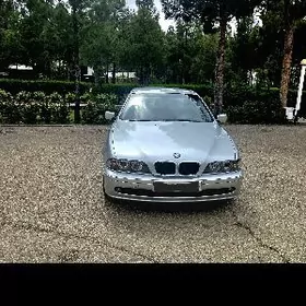 BMW E39 2002