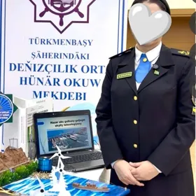 kastyum we galstuk pilotka