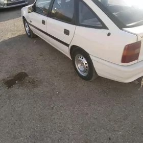 Opel Vectra 1990
