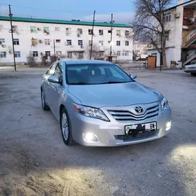 Toyota Camry 2011