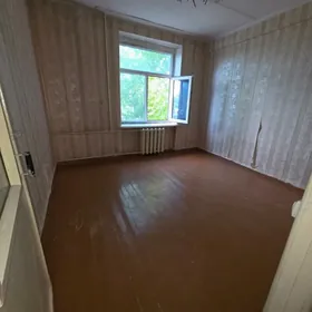 4 MKR 3 KOMNAT 2 ETAJ 65m2