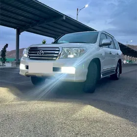 Toyota Land Cruiser 2010