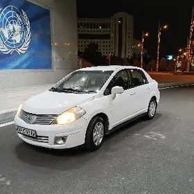 Nissan Versa 2010