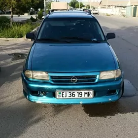 Opel Astra 1995