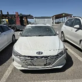 Hyundai Elantra 2021
