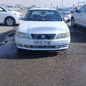 Nissan Cefiro 1995