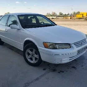 Toyota Camry 1999