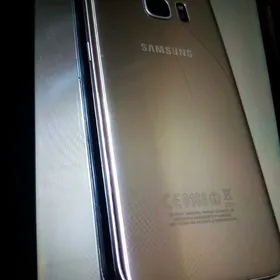 a samsung S7 egde +