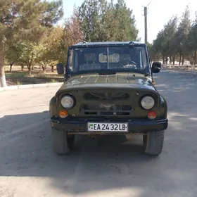 UAZ 469 1989