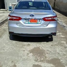 Toyota Camry 2023