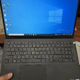 DELL VOSTRO i3 8gb 512gb