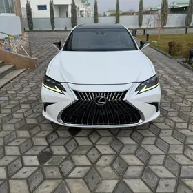 Lexus ES 350 2019
