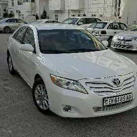 Toyota Camry 2010