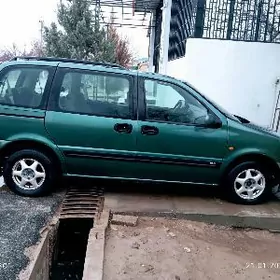 Opel Sintra 1999