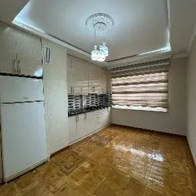 mir-4. 2-komnat. kwartira