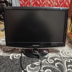 manitor 19lyk Samsung