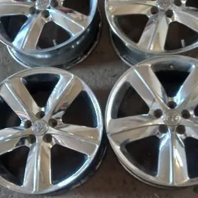 Toyota corolla 17 disga.