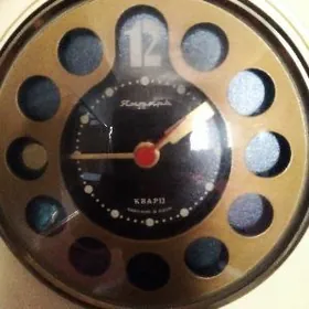 Часы,,Янтарь"