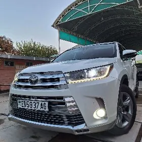 Toyota Highlander 2017