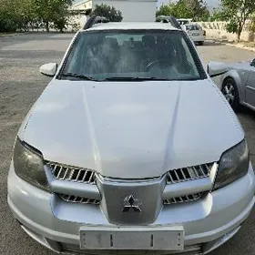 Mitsubishi Outlander 2006