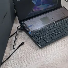 ASUS ZENBOOK DUO