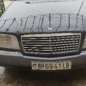 Mercedes-Benz 500-Class 1992