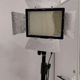 видеосвет лампа yongnuo